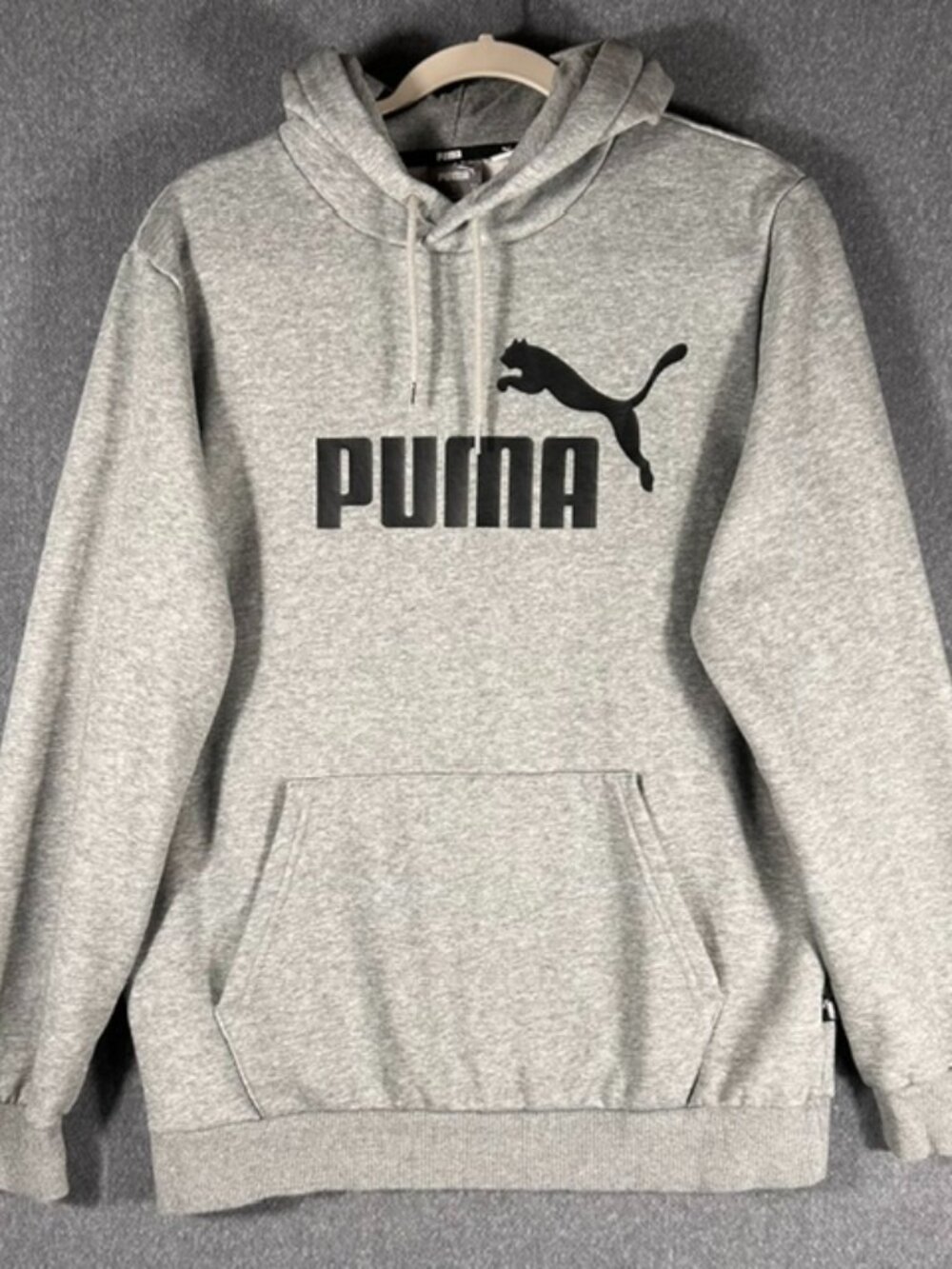 Puma Graphic Hoodie Mens Sz Medium Gray Drawstrings Big Front Pocket Pullover